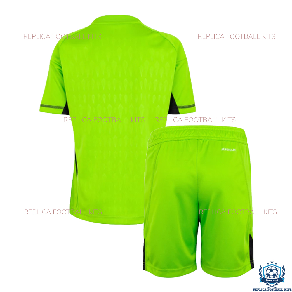 Real Madrid Goalkeeper Kids Replica Kit