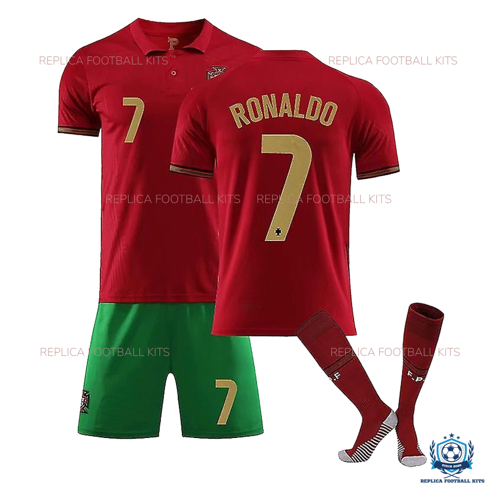 Portugal Home Kid Replica Kit Ronaldo 7 - Overview