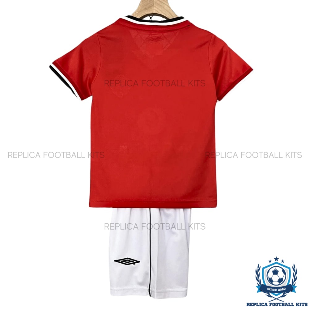 Manchester United Home Kid Replica Kit 00/01 - Back View