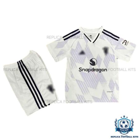 Manchester United Away Kid Replica Football Kit 25/26 - front view