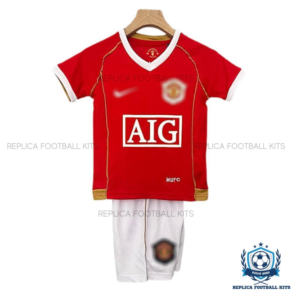 Retro Manchester United Home Kid Replica Football Kit 2006/07 - Front View