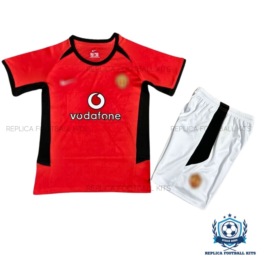 Manchester United Home Kid Replica Kit 02/04 - Front View