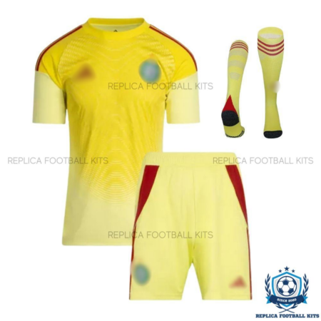 Celtic Goalkeeper Kid Replica Football Kit 25/26 - front view with socks
