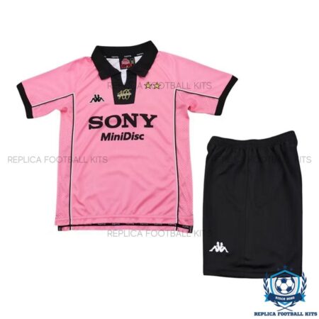 Retro Juventus Away Kids Replica Kit 97/98 - front view