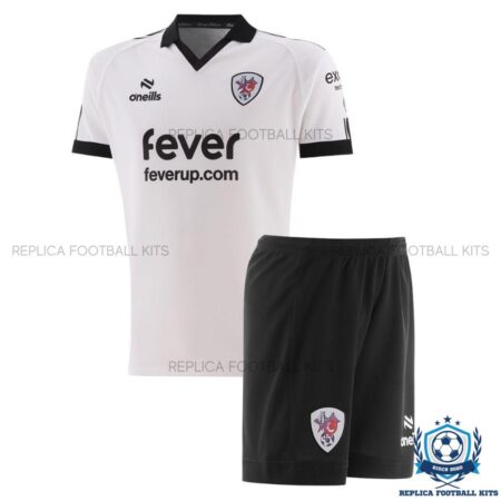 Bristol City Away Kids Replica Kit 25/26 - front view