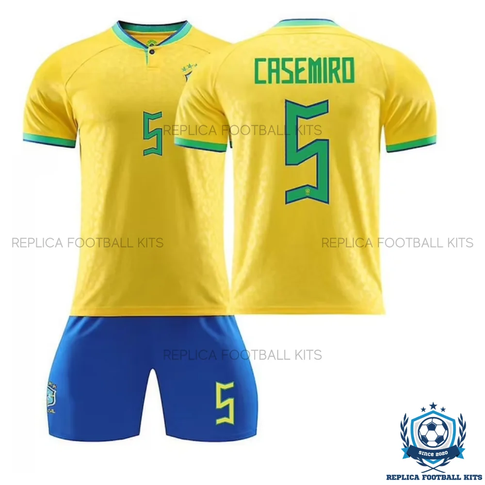 Brazil CASEMIRO 5 Home Kid Replica Football Kit 2022 - overview