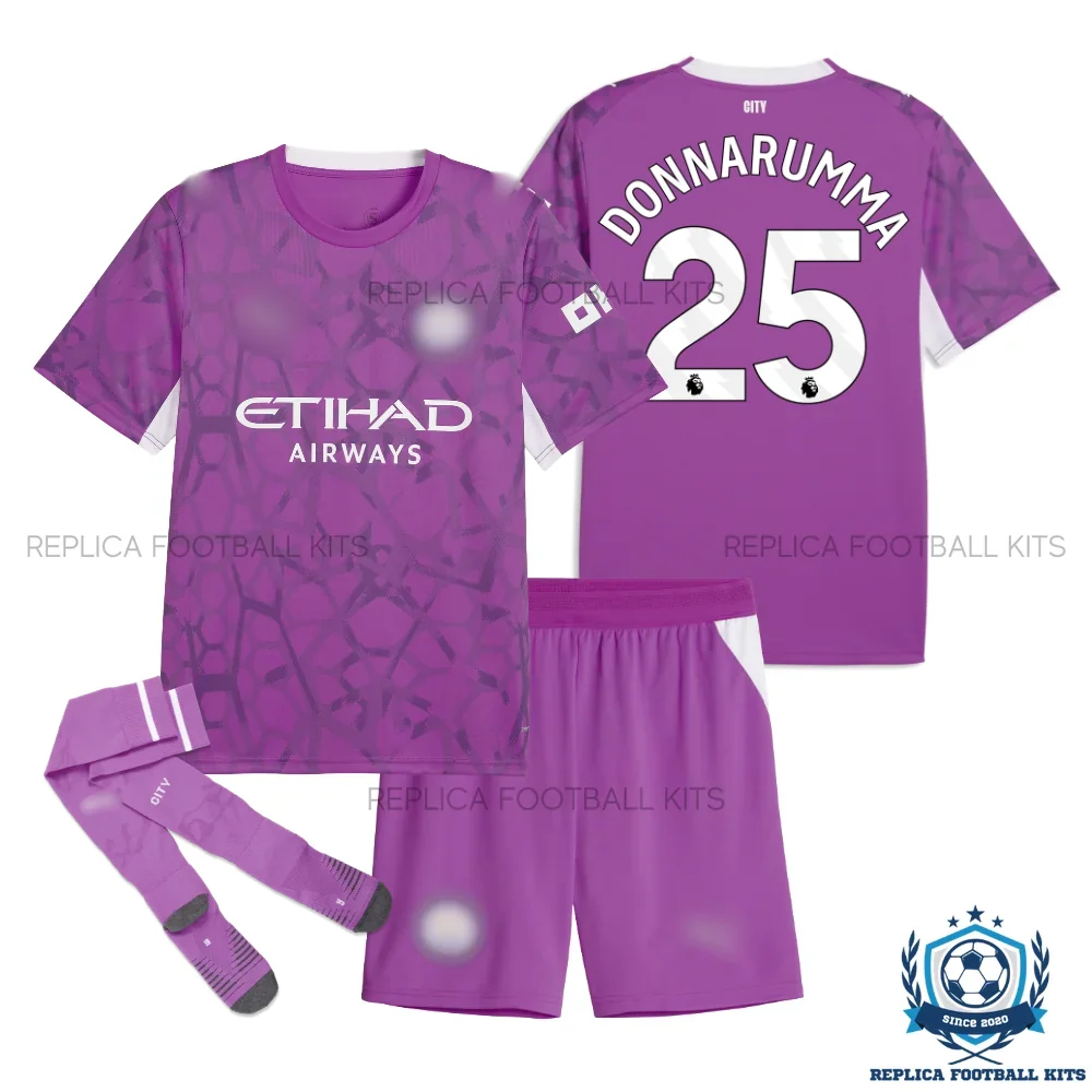 Manchester City DONNARUMMA 25 Pink Goalkeeper Kid Replica Football Kit 2026/27 - overview with socks