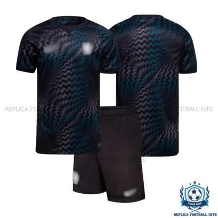 Chelsea Goalkeeper Kid Replica Football Kit 2026/27 - overview
