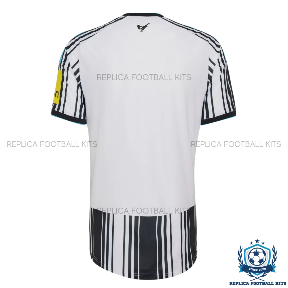Newcastle Home Men Replica Football Shirt 2026/27 - back view