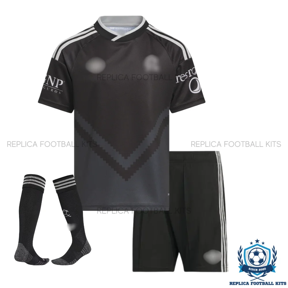 Club América Away Kid Replica Football Kit 2026/27 - frontview